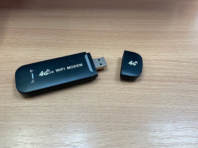 USB Модем 3G/4G/LTE Wi-Fi HotSpot черный